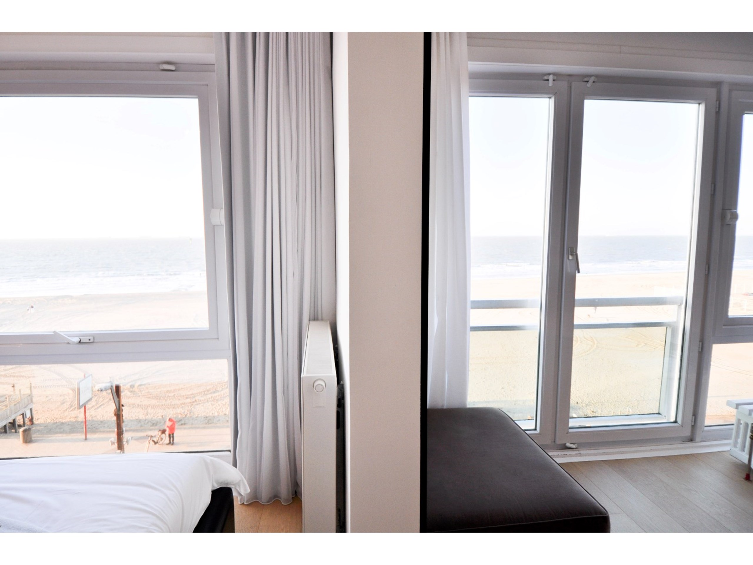 Appartement met frontaal zeezicht gelegen nabij het Albertplein. 