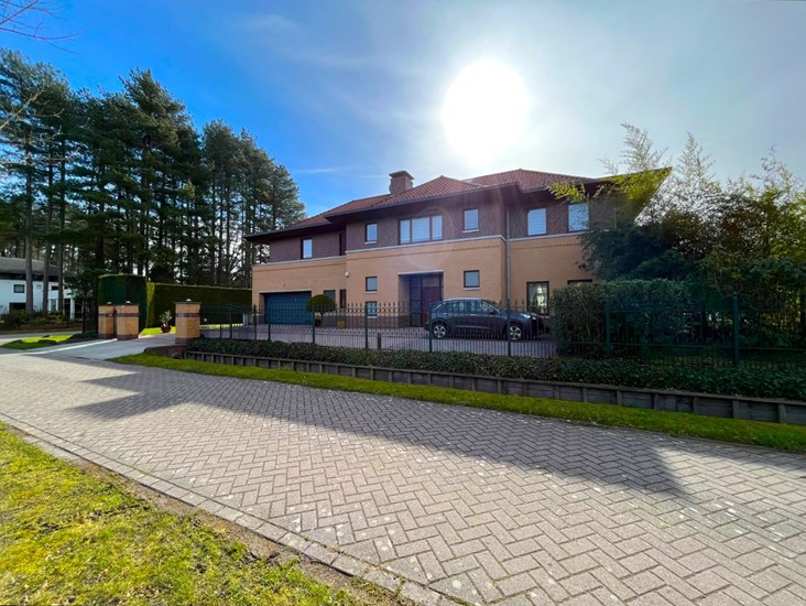 Exclusieve villa met zwembad in Oud-Turnhout op ca. 1.737 m&#178; 