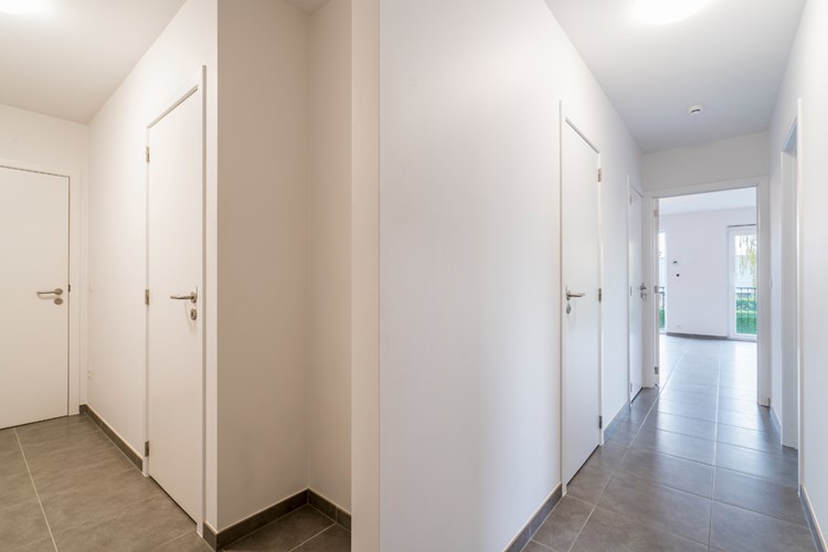 Recent en energiezuinig 2 slpk-appartement met terras &#233;n parking 