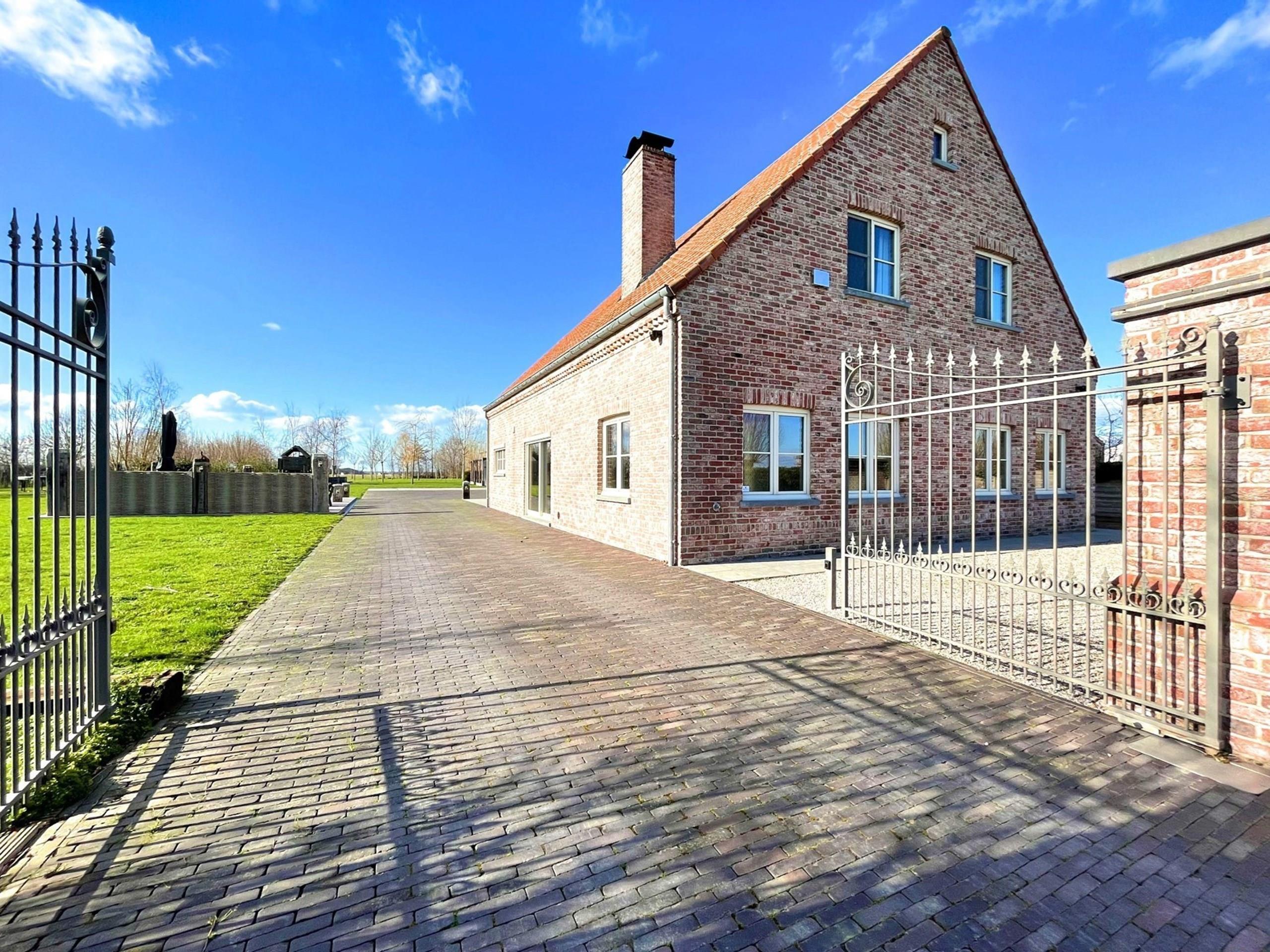 Ruime en landelijke woning te Knokke-Westkapelle 