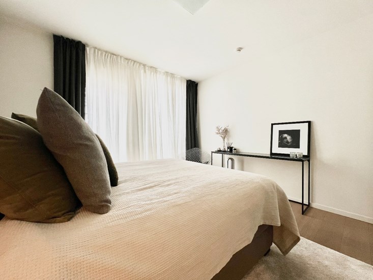 Luxueus gerenoveerd appartement met 2 slaapkamers 