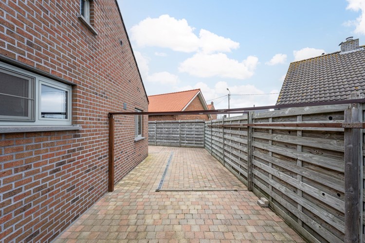 Instapklare gelijkvloerse villa te koop in hartje Vosseslag - De Haan! 