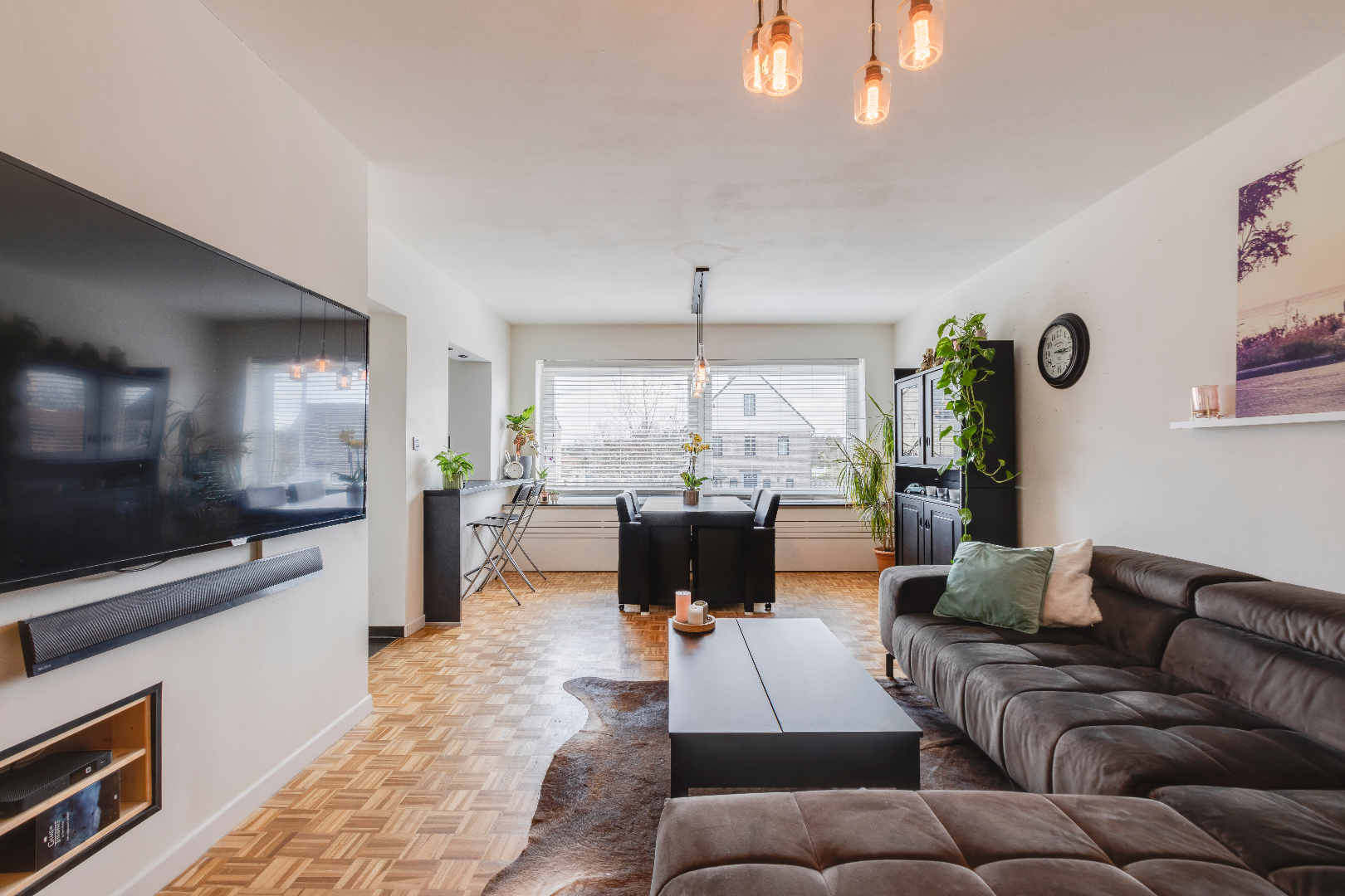 Leuk gerenoveerd appartement te Sint-Niklaas met garage en tuin!