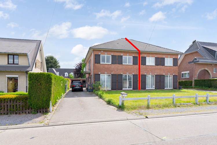 Halfopen woonhuis met 4 slaapkamers, tuin en garage op een boogscheut van Luik 