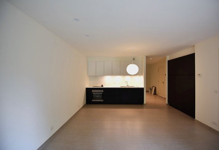 Lichtrijk 2-slpk gelijkvloers appartement aan stadspark 