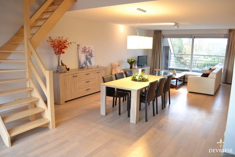 Ruim en lichtrijk duplex appartement te koop in Bellegem 